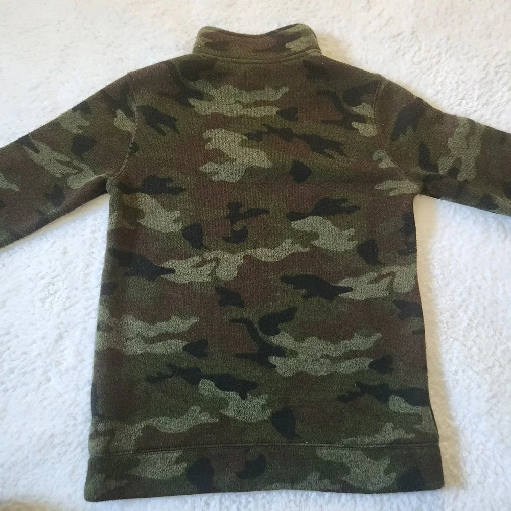 Old Navy Green Camo Crewneck Sweatshirt Boys‎ Size L (10-12)